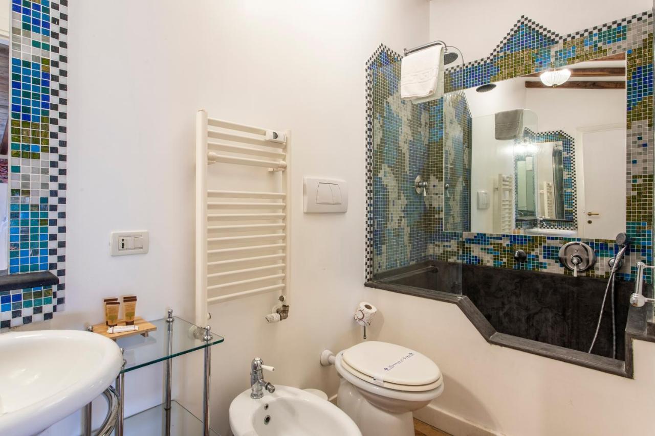 Frattina Apartments โรม ภายนอก รูปภาพ